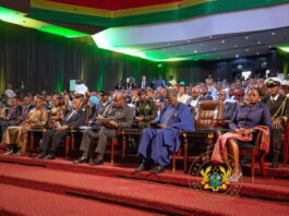 La CEDEAO a lancé à Accra le 22 Avril dernier, les festivités de ses cinquante années d’existence. Si la cérémonie fut riche en couleurs, un détail n’est pas passé inaperçu, l’absence des chefs d’Etat. Seul le président Libérien a effectué le déplacement.