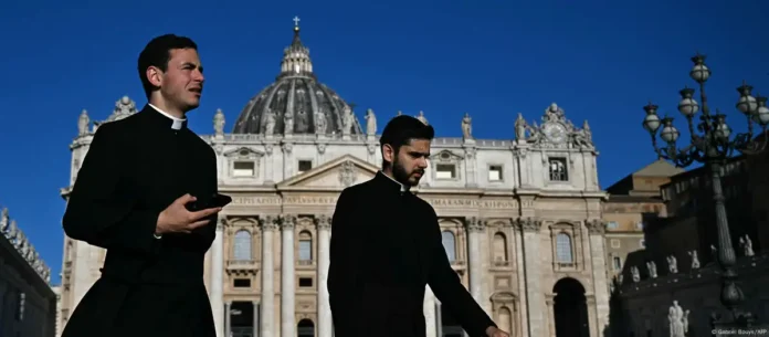 VATICAN Au-delà de son appareil diplomatique, le Vatican dispose d’un réseau de relais d’information et d’action à travers les évêques dans le mondeImage : Gabriel Bouys/AFP