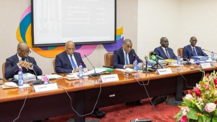 UEMOA La 2e session ordinaire annuelle du Conseil des ministres de l’Union économique et monétaire ouest-africaine (UEMOA), qui s’est tenue ce vendredi à Lomé, a tourné au fiasco diplomatique