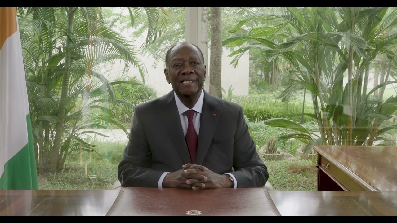 Présidentielle en Côte d’Ivoire: le chef de l’État sortant Alassane Ouattara annonce sa candidature